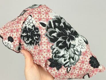 primark hello kitty piżama: Forever 21, Szlafrok, rozmiar S — 6