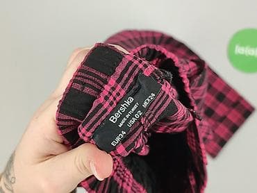 szorty snickers: Bershka, Spodnie materiałowe damskie, rozmiar XS — 4