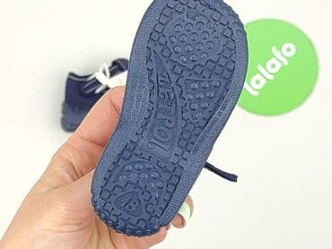 Kids' Footwear: Baby shoes, 18, condition - Perfect — 5