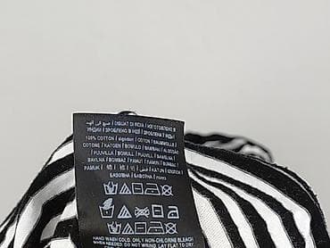 t castle: Guess, T-shirt damski, rozmiar M — 6