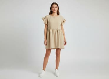 sukienki z żabotem: Women`s dress, size S — 1