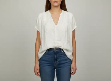 biała bluzka z dekoltem v: Women's blouse — 1