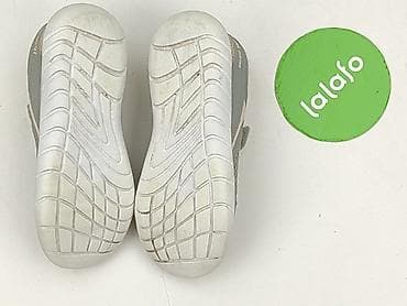 bluzki latynka: Buty sportowe 32, Używany — 3