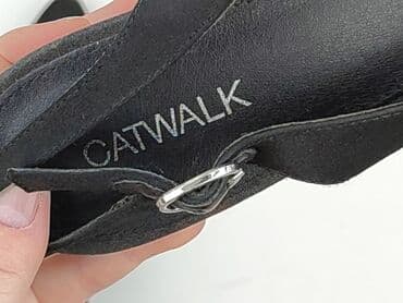 ccc srebrne sandały na obcasie: Półbuty damskie, rozmiar 40 — 7