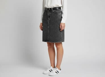 Rifle, Women`s skirt, size XL at lalafo.pl Rifle, Women`s skirt, size XL