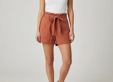 czerwone szorty damskie obcisłe: H&M, Szorty damskie, rozmiar XS — 1