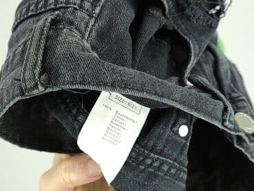 czarne krótkie spodenki z dziurami: Denim, Szorty damskie, rozmiar S — 5