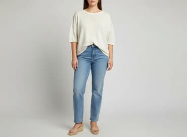 koszula damska biala z haftem: T-shirt damski, rozmiar 2XL — 1