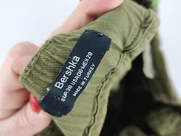 pull bear szorty: Bershka, Spodnie materiałowe damskie, rozmiar S — 4