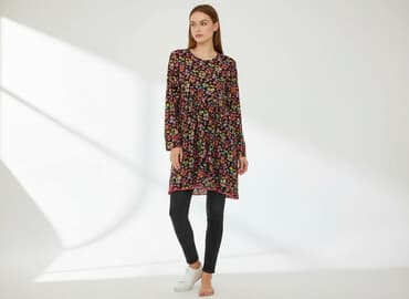 spodnie dresowe: Komplet dresowy damski, rozmiar S — 7