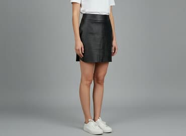 krótkie spódnice skórzane: Spódnica damska, rozmiar S — 1