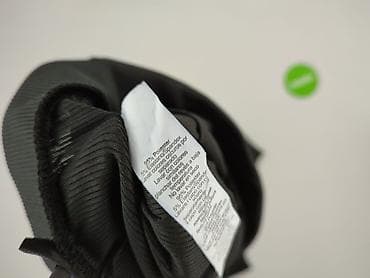 czarne cargo pull and bear: PrettyLittleThing, Spodnie materiałowe damskie, rozmiar L — 6
