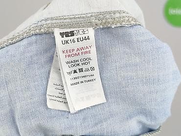 biale jeansy: Szorty damskie, rozmiar XL — 5