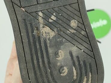 czarna spódniczka z falbankami: Buty sportowe 31, Używany — 5