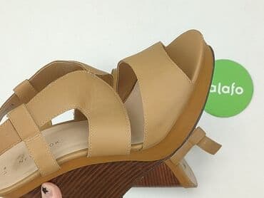 ccc czarne sandały na koturnie: New Look, Sandały damskie, rozmiar 38 — 6