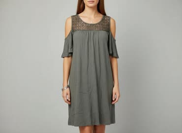 sukienki z wycięciem: Sukienka damska, rozmiar M — 1