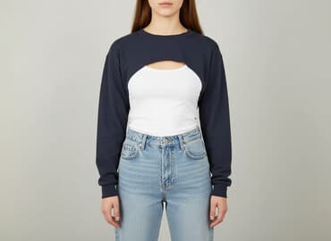 reserved bluzy: Reserved, Світшот жіночий, розмір XS на lalafo.pl — 1 reserved bluzy: Reserved, Світшот жіночий, розмір XS — 1