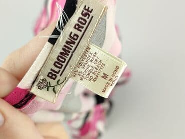 bluzki dopasowane eleganckie: Bluzka damska, rozmiar M — 4