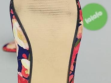 klapki babcine: Czółenka damskie na obcasie – floral print - Model: klasyczne szpilki — 4