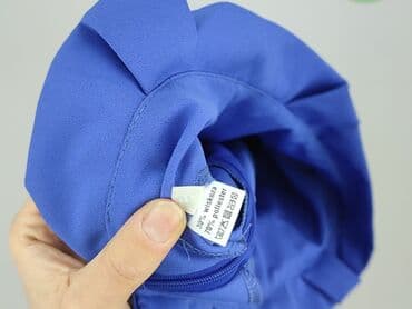 krótkie spodenki i nogi z cellulitem: Szorty damskie, S — 5