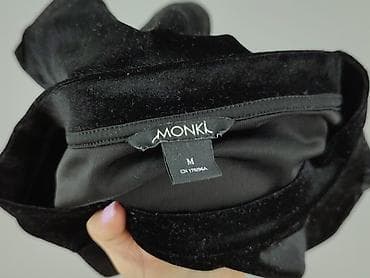 bluzy monster: Monki, T-shirt damski, rozmiar M — 6