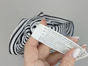 pull and bear obuwie: Bershka, Sukienka damska, rozmiar S — 4