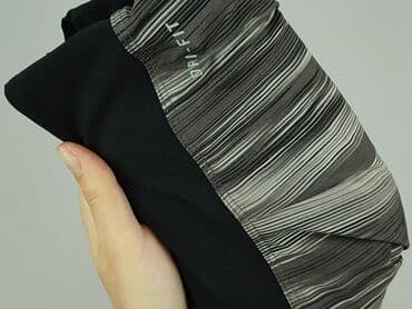 krótkie spodenki z nike: Nike, Shorts for women, size M — 8