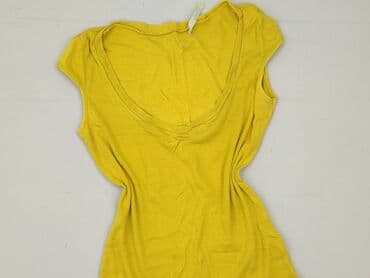 Women`s T-shirt, size S (EU 36)