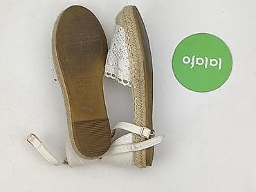buty k: Espadryle damskie DeeeZee, rozmiar 38 - Model: espadryle z paskiem na — 3