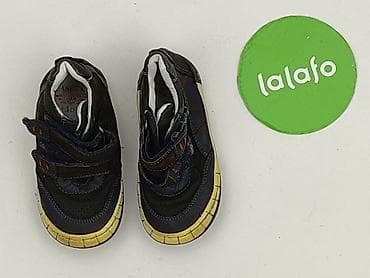 halówki stare: Buty sportowe Lasocki, 22, Używany — 2