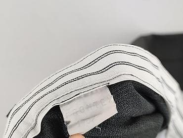 garnitury meskie: Spodnie garniturowe dla mężczyzn, rozmiar S — 4