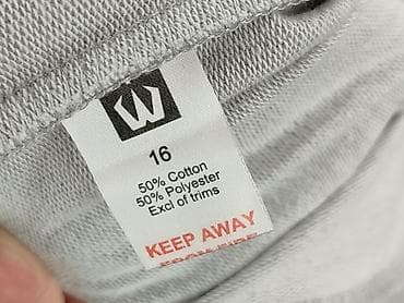 bialy sweterek: Bluza damska
, rozmiar 2XL — 4