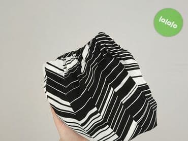 czarne krótkie spodenki sinsay: Szorty damskie, rozmiar S — 4