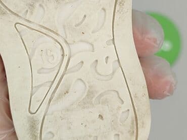 buty alexandra mcqueena: Взуття для немовлят, 15 і менше, стан - Дуже гарний на lalafo.pl — 4 buty alexandra mcqueena: Взуття для немовлят, 15 і менше, стан - Дуже гарний — 4