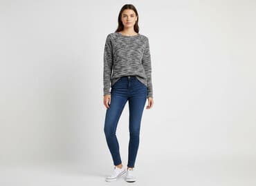 new yorker bluza czarna: New Look, Bluza damska
, rozmiar M — 6