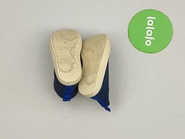 ocieplane nieprzemakalne buty z wysoką cholewą: Trampki 24, Używany — 3