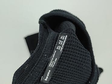 pull and bear aplikacja: Bershka, Bluzka dla mężczyzn, rozmiar XL — 6