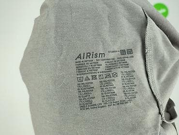 basic t shirty: Uniqlo, Women`s T-shirt, size M — 6