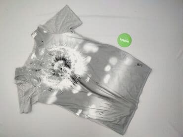 bluzki basic z dekoltem v: Women`s T-shirt, XL at lalafo.pl — 2 bluzki basic z dekoltem v: Women`s T-shirt, XL — 2