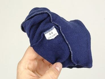 biale spodnie woskowane: Cap, 0-1 month, condition - Perfect — 4