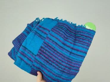 h: Scarf, Female, condition - Good — 4