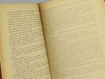 Książki: Książka, gatunek - Powieść, stan - Bardzo dobry — 4