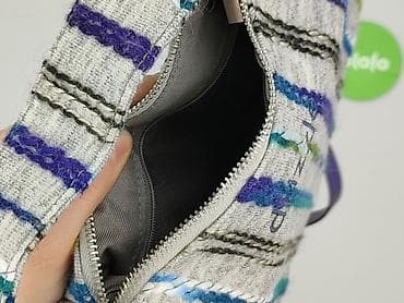 Головні убори: Сумка, стан - Ідеальний на lalafo.pl — 4 Головні убори: Сумка, стан - Ідеальний — 4