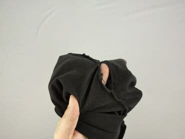 czarne t shirty w serek damskie: T-shirt damski, rozmiar M — 4