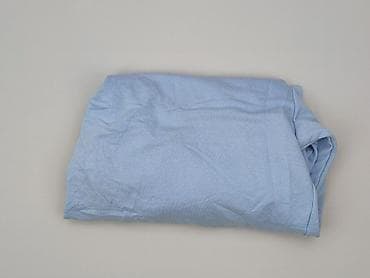 Sweatshirts and fleeces: Women`s sweatshirt, size One size — 6