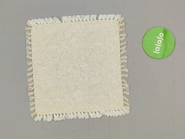 narzuta na łóżko: Obrus 32 x 32, kolor - Beżowy, stan - Idealny — 3