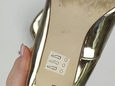 trampki do sukienki wieczorowej: Półbuty damskie, 41, stan - Dobry — 6