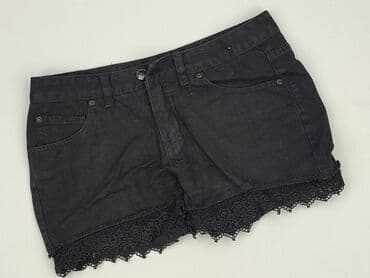 obcisłe krótkie spodenki: Shorts for women, size M — 2
