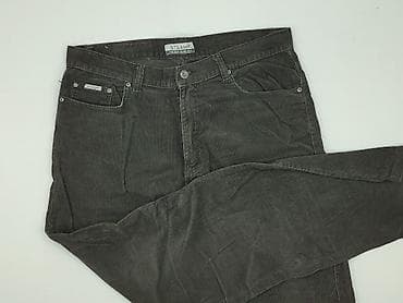 pull and bear szorty: Spodnie dla mężczyzn, rozmiar L — 1