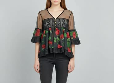 bluzka czarna z tiulem: Women's blouse, size M — 1